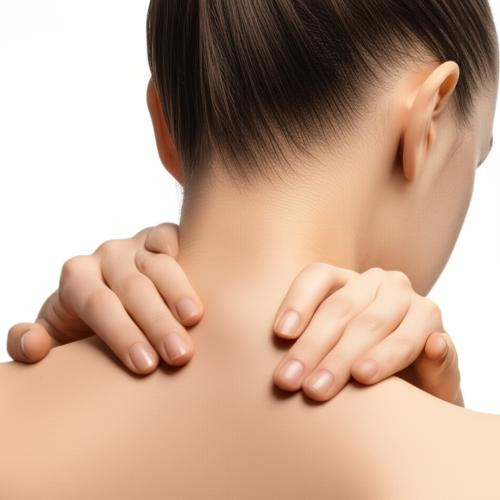 Đau vai gáy? Chỉ cần 5 phút mỗi ngày với Dầu xoa bóp thảo dược là khác biệt